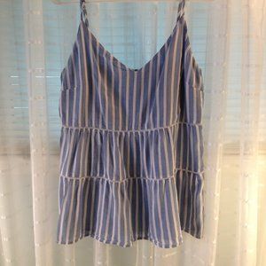Old Navy.  Lg.  v-neck Cotton & Rayon  cool top